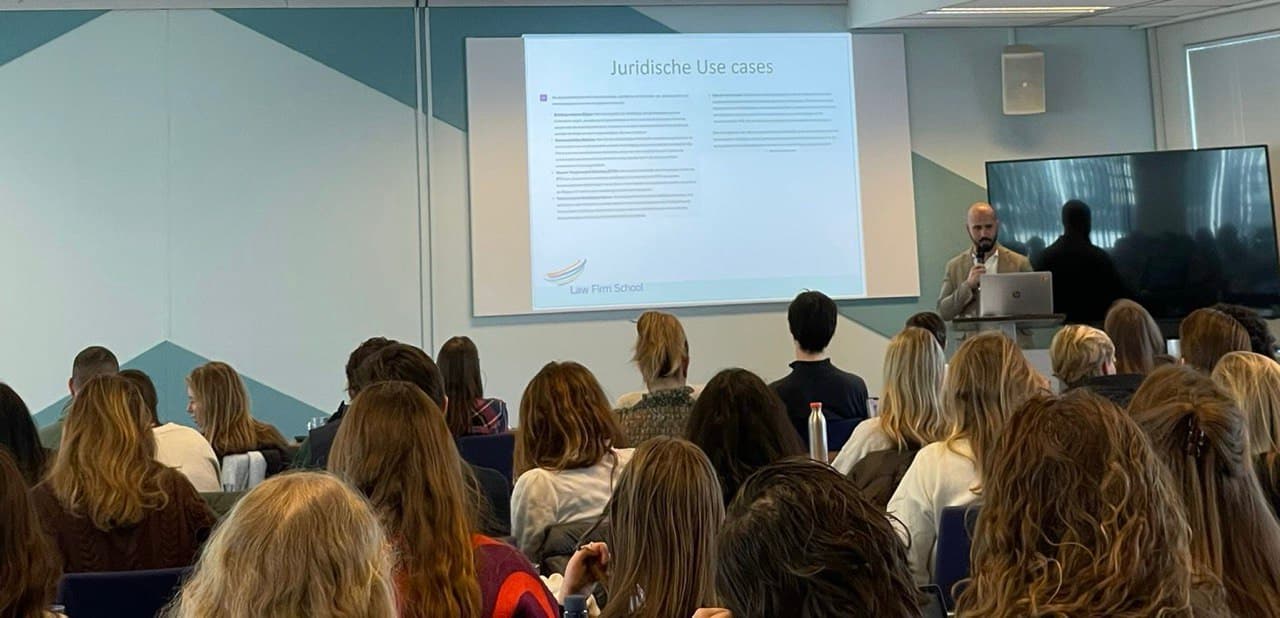 Zahed Ashkara bespreekt juridische AI use cases bij de Law Firm School