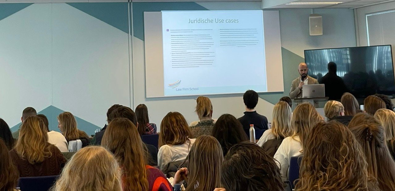 Zahed Ashkara bespreekt juridische AI use cases bij The Law Firm School Zahed Ashkara bespreekt juridische AI use cases bij The Law Firm School